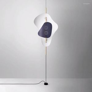 Vloerlampen Noordse ontwerper Woonkamer Studie Verticale lamp Modern EL Model Simple Slaapkamer Soft Decoratie Creative Creative