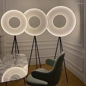 Vloerlampen Neerslagminimalistische kunst Creativiteit Stoffen Plooiens LED LAMP Woonkamer Bandje Hoek Huisdecor Slaapkamer Bedide Standlicht