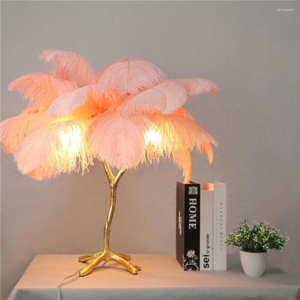 Lámparas de pie Lámpara de plumas de avestruz nórdica Luces de mesa modernas de resina Iluminación interior Decoración para el hogar Sala de estar Luz de pie Mesita de noche