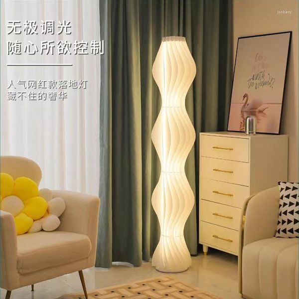 Lámparas de pie Luz de lectura nórdica Lámpara de pie de cristal Arco Luces de dormitorio de madera modernas