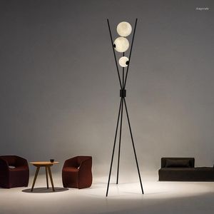 Vloerlampen Nordic Eenvoudige Zwart Staal Led Lamp Woonkamer Loft Staande Verlichting Home Decor Slaapkamer Nachtkastje Licht Bar Tafel