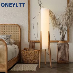 Vloerlampen Noordse massieve houten lampstof kunst eenvoudige moderne slaapkamer woonkamer decor leesstereoscopisch lezen