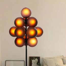 Vloerlampen Noord-Europa Design Druif Lamp LED Glas Materiaal Woonkamer Slaapkamer Bank Rand Versieren Geavanceerde Sfeerverlichting