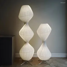 Vloerlampen Uplight Design Lamp Klassiek Wit Hal Retro Hoek Verspreid Uniek Japans Textiel Lampara Slaapkamer Decor