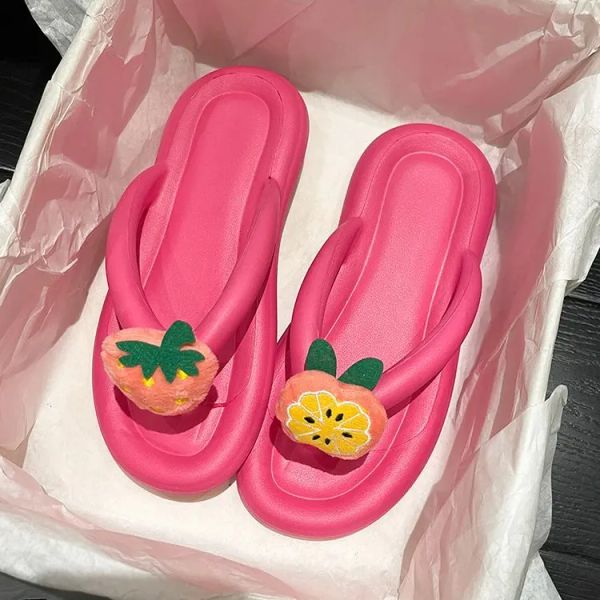 Flops plage chaussures pantoufles de glissades molles de mode de mode flip flip flip slimers femmes bas sabot confort luxe hawaïen 2023 tissu d'été ro