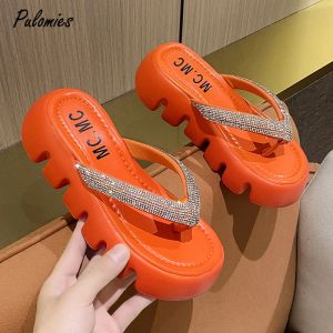 Flops Fashion Design Summer Women Platform Zapatos Flip Flip Bombs Slippers PU Sandalias Sexy Tags High Tels Zapatos casuales para mujeres