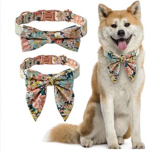 Collares de perro florales con pajarita Collar de perro de flores lindo ajustable con hebilla de metal para cachorros femeninos o masculinos Perros y gatos pequeños, medianos y grandes