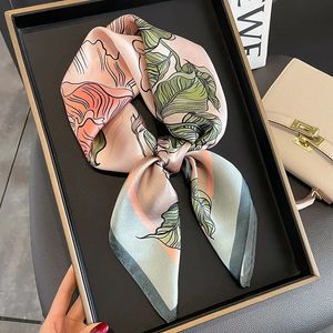 Neckerchief floral 100% Écharpe de soie pure pour femmes châle carré ruban ruban bande de luxe marque noue cravate brandana bandana 240409