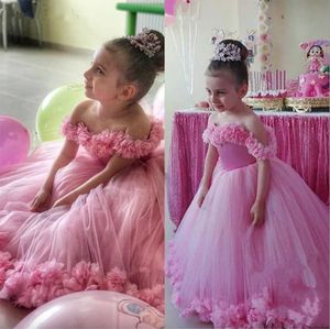 Floral Pink D Ball Jurk Bloemen Girls Kleedt Off Schouder Puffy Toddler Pageant -jurk Bruiloft Kleine babyjurken voor communie Ress Ress S