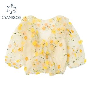 Estampado floral Blusas transparentes Tops Retro Mori Girl Camisas de vacaciones Mujer Manga corta Ver a través de la playa de verano Romántico 210515