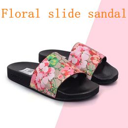 Sandale à glissade florale pantoufles pantoufles marques femme manche de caoutchouc sliders Tazz slipper serpent tigre de chaussure fleur talon plate mule de créateur chaussures de plage de plage sandale