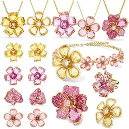 Flore Luxury Bijoux Ensemble tendance Collier de mode Rague d'oreille Charme Rose Pink Yellow Flower Crystal Romantic Gift For Women 240521