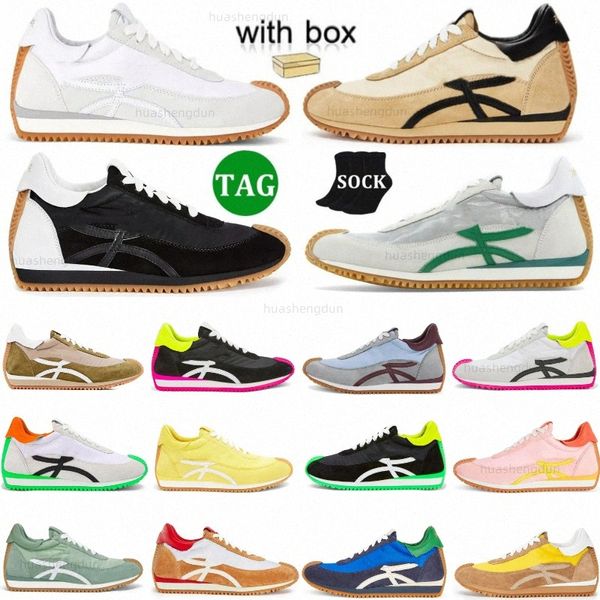 Chaussures de créateurs Flux Sneakers Low Silver White Grey Gum Powder Shitake Nylon Suede Mens Womens Running Chaussures