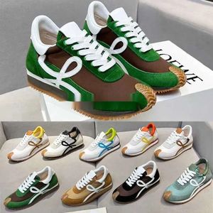 Flow Runner Sneaker in Nylon and Suede Designer para mujer zapatos casuales para hombres zapatillas de cuero de moda de moda