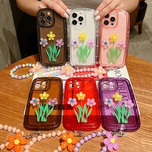 Étuis lumineux à fleurs de printemps pour iPhone 15 14 Pro Max Plus 13 12 11 XR X XS 8 7 6 iPhone15 Soft TPU Glow In Dark Antichoc Fashion Floral Fine Hole Cover avec chaîne de perles