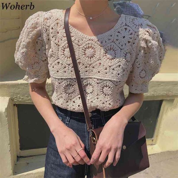 Blouse de broderie de fleurs Chemises à manches bouffantes Femmes évider Crochet Top Femme Chic Blusas Mujer Summer Korean 210519