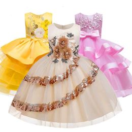 Robe de fille de fleur pour les filles tutu Vêtements pour enfants Robes en organza à la main élégantes Costumes de fête de princesse pour enfants 210 ans 240309
