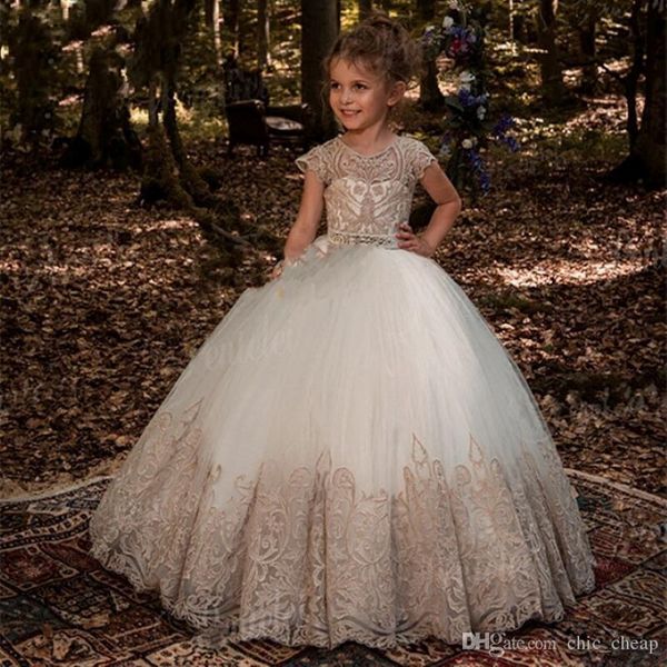 Robes de fille de fleur de la fille princesse de l'épaule avec des fleurs papillon fait à la main