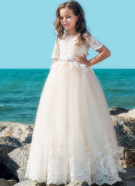 Flower Girl Robes Shorrt Manches Dentelle Applique Tulle Enfants Sol Longueur Robes de longueur pour mariages Premières robes de communion