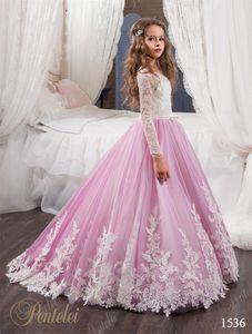 Robes de filles de fleur pour les mariages 2019 P entelei avec manches longues et appliques de train de balayage Tulle fleur petites robes de filles violet clair