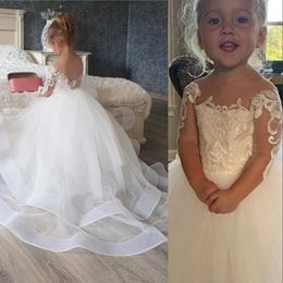 Flower Girls Robes Appliques en dentelle blanche Tulle manches longues bijou ou ouvert Back Sweep Train Anniversaire Communon Enfants Girl Girl Gowns Tiered Arc