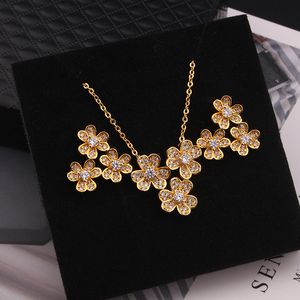 Flower Gold Diamond Cross Initial Pendant lange kettingen Set voor vrouwen trendy designer sieraden feest bruiloft geschenken meisjes oorbellen verloving sieraden accessoires