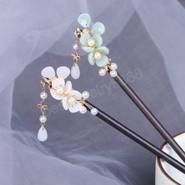 Flower Hair Forks Retro Long Tassels Coiffures à cheveux Clips Hair en bois Sticks Perls Bead Step Shake Chinese Wedding Bride Hair Bijoux