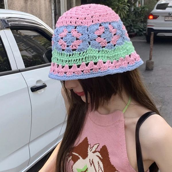 Chapeau de seau tricoté de fleur femmes fait à la main au crochet creux plante en pot chapeau femmes Skullies chapeau printemps et été chapeau de protection solaire Gorro 240307