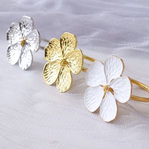 Flower Napkin Rings Serviette Buckle Gold Silver Round Holder White Wedding Hotel Tafel Diner D13945