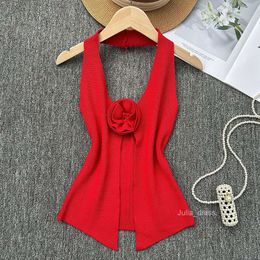 Flower halsline gebreide vest top voor zomer 2024 nieuw niche -ontwerp sexy en stijlvol voor vrouwen