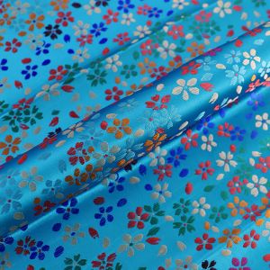 Modèle de fleur Fabric de soie Brocade Jacquard Fabrics Le matériau est bricolage pour coudre Cheongsam et Kimono