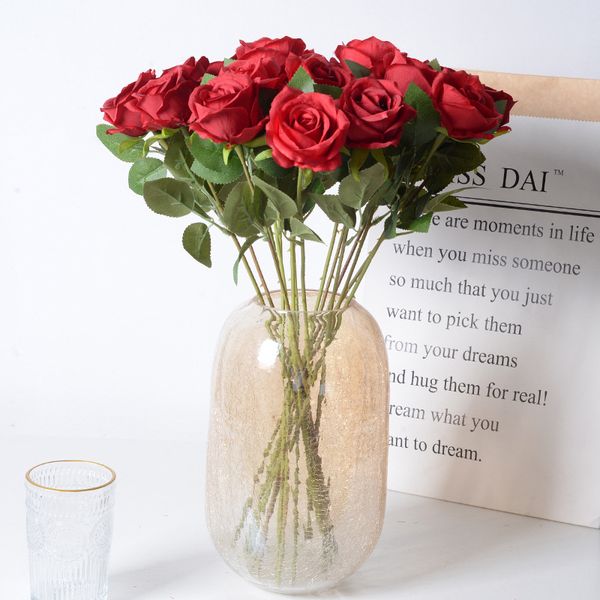Fleuriste Simulation roses simples petit Paris maison mariage Saint Valentin cadeaux décoratifs faux bouquet de roses rouges en gros