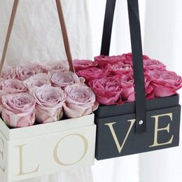Boîte à fleurs avec seau à câlin à main, emballage cadeau de fleuriste, boîte d'emballage en carton, sac F0427