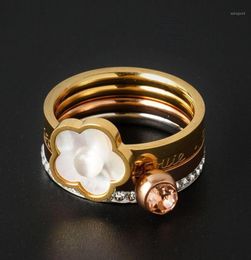 Bloemen vingerringen roestvrijstalen meerlagige combinatie Witte schaalringen voor vrouwen Crystal Ring Fashion Wedding Jewelry19130998