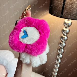 Fluffy para mujer diseñador llavero Vivienne llavero de lujo bolso de moda encanto para hombres llaveros clásicos llaveros de marca de acero inoxidable accesorios de moda