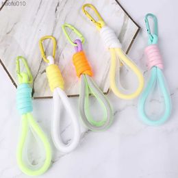 Cordón de malla fluorescente para correas de teléfono móvil Hebilla Bolsa Cuerda trenzada Colgantes Llavero Teléfono de moda Accesorios decorativos L230619