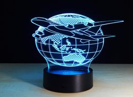 Fly the World Earth Globe Airplane LECH LECH LEAT LUCHES DE ESCULTURA EN COLORES Lámpara de ilusión óptica 3D4892305