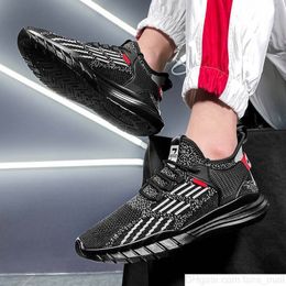 Volant chaussures de qualité supérieure pour hommes respirant mode décontractée sport à la mode sans marque baskets formateurs jogging en plein air marche