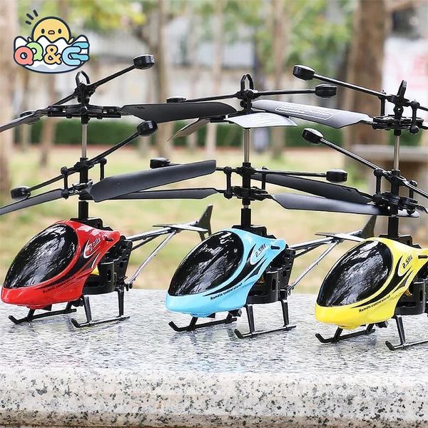 Flying Mini Guide avion Remote Contrôle Airplane Helicopter Enfants Plastic Flashing Light Red Toy 240516