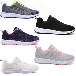 Chaussures de sport à tissage volant pour hommes et femmes, en maille décontractée, plates, blanches et noires, chaussures de tourisme GAI Little White 35-44 66