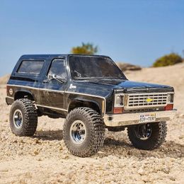 FMS 1 24 K5 Blazer Retro Simulation Pickup Model Rc Climbing Car Remote Control Classic 240428