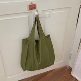 Sacs d'épicerie recyclés réutilisables réutilisables Sacs-toters légers avec pochette de stockage, grande capacité 3103