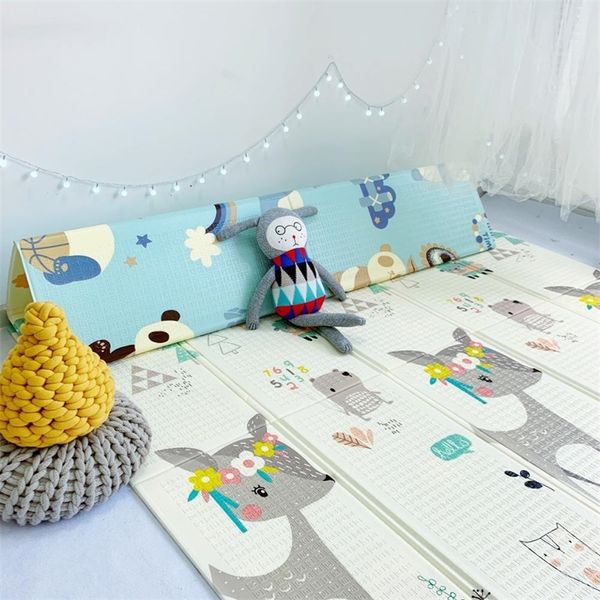 Tapis de bébé pliant Tapis imperméable pour enfants sur le sol Tout-petits 1cm d'épaisseur Tapis rampant doux XPE Mousse Puzzle Jeux Tapis 210320