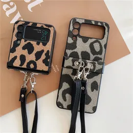 Vouwbare ketting luipaardprint telefoonhoesjes voor Samsung Galaxy Z FLIP3 FLIP4 5G verstelbaar lanyard vintage lederen Vogue Beschermende shell schokbestendigheid