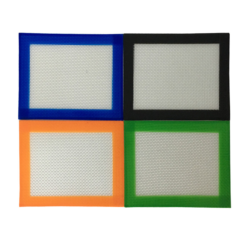 Von der FDA zugelassene kleine Antihaft-Öl-Silikonmatte in Lebensmittelqualität, Dab-Bho-Wachsmatte mit Silikon- und Glasfaserkonstruktion, 102 x 127 mm