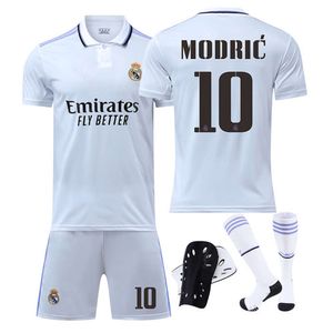 Voetbalshirt Nieuwe 2223 Real Madrid Football Men's 10 Modric 9 Benzema Jersey Children's Training Match Team Kit