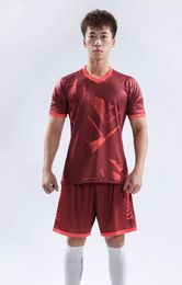 Voetbalkits Custom lege slijtage voetbal jerseys sets aangepaste voetbal tops met shorts training kortlopende voetbal uniform Yakuda fitness