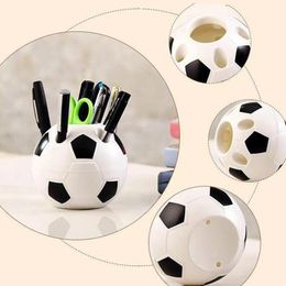 Porte-stylo de Football, porte-stylo multifonctionnel pour étudiant, porte-stylo de rangement en plastique, boîte de rangement pour dentifrice et brosse à dents