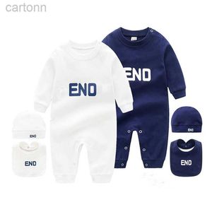 Footies Infant Romper 3 Set Chapeau Bib Combinaison Enfants Vêtements Filles Garçons Lettre Vêtements Nouveau-Né Bébé Barboteuses Enfant Vêtements 240306