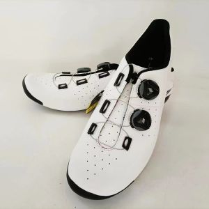 Chaussures à cyclisme de chaussures chauffables en fibre de carbone à vélo